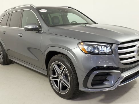 Used 2024 Mercedes-Benz GLS 450 4MATIC w/ AMG Line Exterior image 7