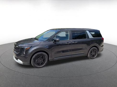 Used 2026 Kia Carnival FWD image 7