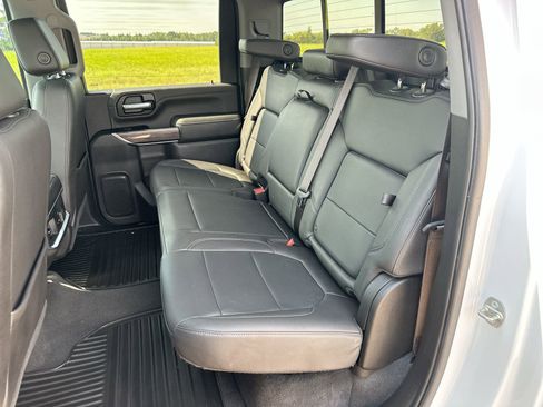 Used 2022 Chevrolet Silverado 2500 LTZ w/ LTZ Convenience Package image 21