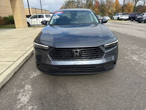 Certified 2025 Honda Accord LX image 7