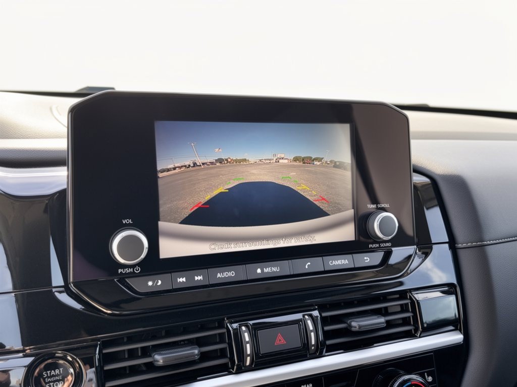 Certified 2025 Nissan Pathfinder SV FWD image 28
