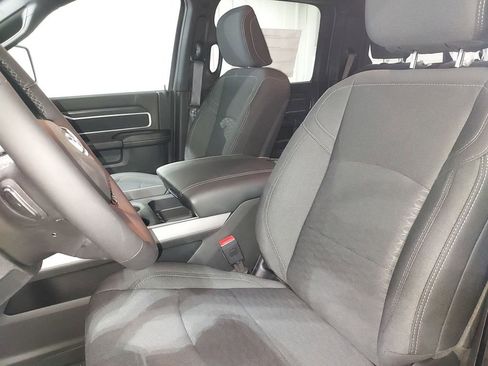 New 2026 RAM 2500 Big Horn AWD/4WD image 17