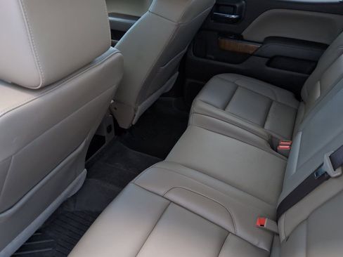 Used 2018 GMC Sierra 3500 SLT w/ Duramax Plus Package AWD/4WD image 12