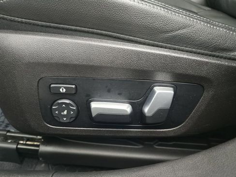 Certified 2023 BMW 330i xDrive Sedan w/ M Sport Package image 13