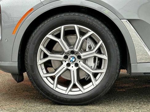 Used 2023 BMW X7 xDrive40i image 38