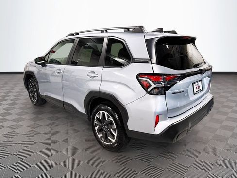 Certified 2025 Subaru Forester Premium image 37