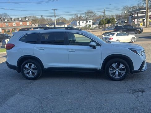 Certified 2023 Subaru Ascent Premium w/ Convenience Package AWD/4WD image 9