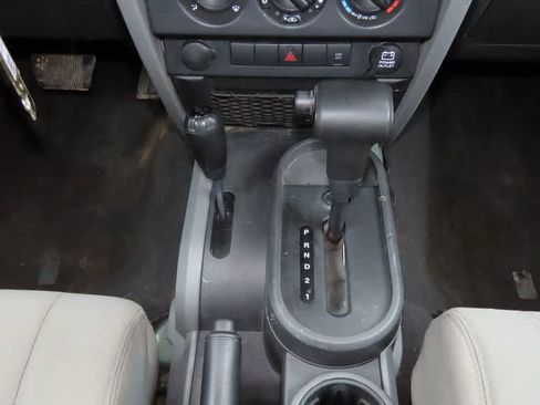 Used 2009 Jeep Wrangler X AWD/4WD image 19
