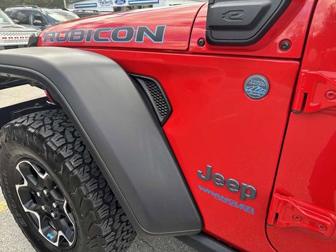 Used 2022 Jeep Wrangler Unlimited Rubicon 4xe w/ Cold Weather Group image 14