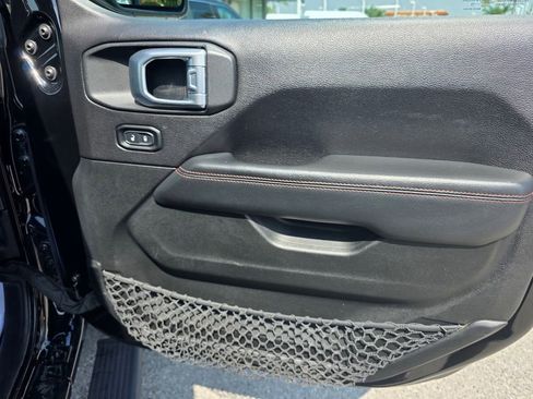 Used 2019 Jeep Wrangler Unlimited Rubicon AWD/4WD image 26
