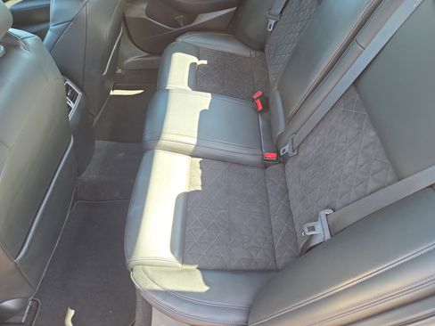 Used 2016 Nissan Maxima SR FWD image 18