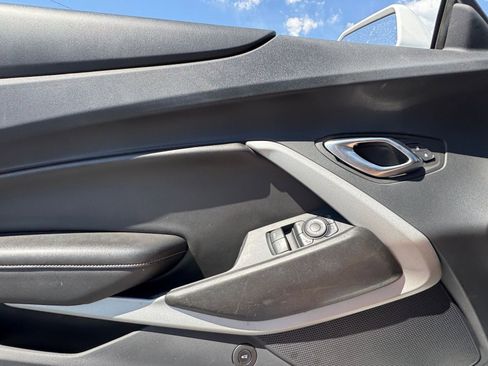Used 2023 Chevrolet Camaro LT image 20