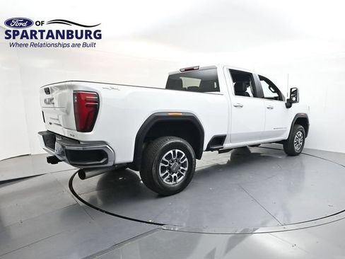 Used 2025 GMC Sierra 2500 SLT AWD/4WD image 7