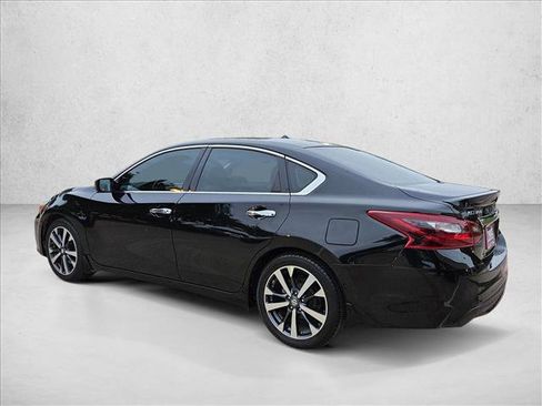 Used 2017 Nissan Altima 2.5 SR FWD image 8
