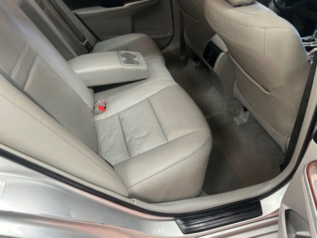 Used 2013 Toyota Camry XLE FWD image 11