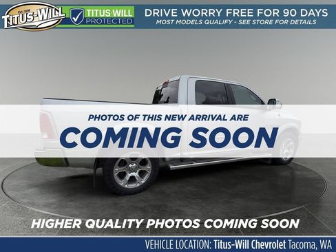 Used 2017 RAM 1500 Laramie AWD/4WD image 4