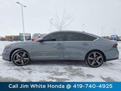 Certified 2023 Honda Accord Sport image 13