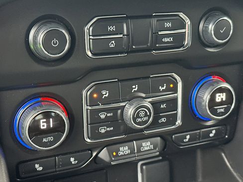 Used 2024 Chevrolet Tahoe LT image 21