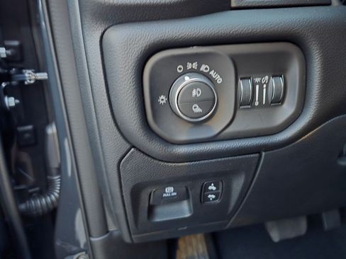 New 2026 RAM 1500 Big Horn AWD/4WD image 32