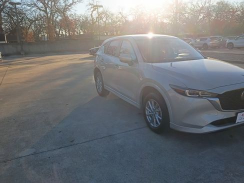 Used 2025 MAZDA CX-5 AWD 2.5 S w/ Select Package image 6