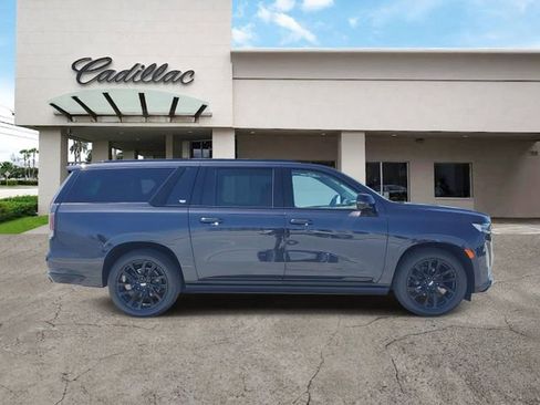 Certified 2023 Cadillac Escalade ESV Sport Platinum w/ LPO, ONYX Package AWD/4WD image 6