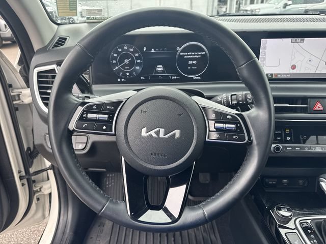 Used 2024 Kia Seltos S AWD/4WD image 11