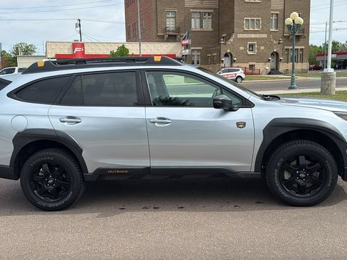 Certified 2022 Subaru Outback Wilderness AWD/4WD image 4