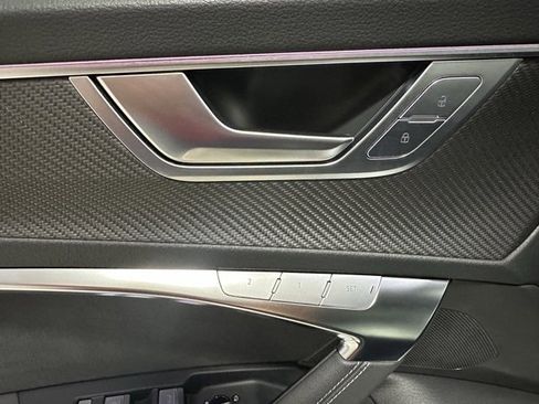 Used 2022 Audi RS 6 image 35