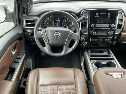 Used 2024 Nissan Titan Platinum Reserve w/ Moonroof Package AWD/4WD image 16