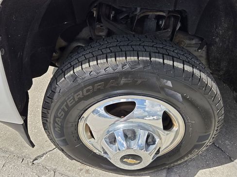 Used 2016 Chevrolet Silverado 3500 High Country w/ Duramax Plus Package image 9