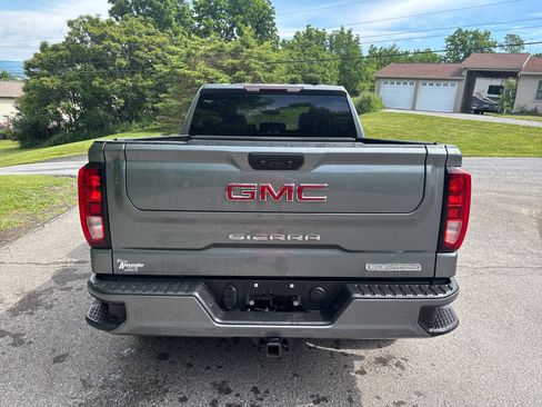 Used 2020 GMC Sierra 1500 Elevation w/ Elevation Value Package AWD/4WD image 4