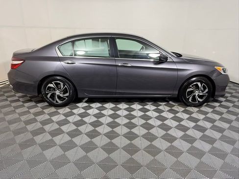 Used 2016 Honda Accord LX image 5