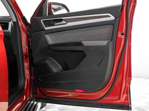 Used 2021 Volkswagen Atlas SEL Premium image 50