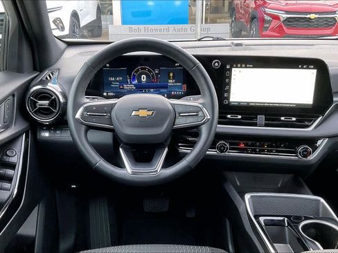 Certified 2025 Chevrolet Equinox LT image 7