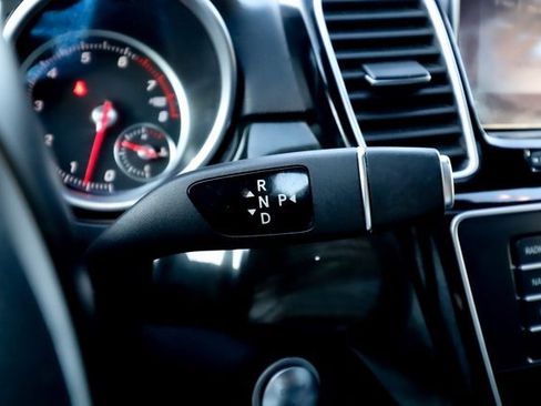 Used 2017 Mercedes-Benz GLE 350 4MATIC image 57