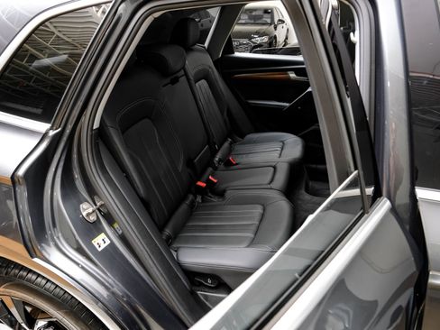 Used 2023 Audi Q5 2.0T Premium Plus w/ Premium Plus Package image 40