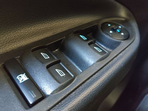 Used 2018 Ford Escape S FWD image 27
