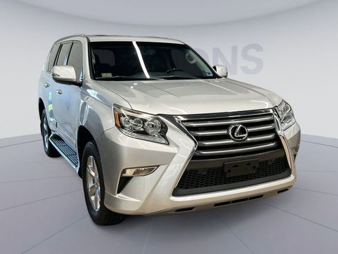 Used 2015 Lexus GX 460 w/ Navigation Package AWD/4WD image 5