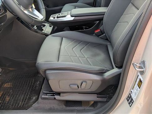 Used 2026 BMW X1 xDrive28i w/ Technology Package image 4