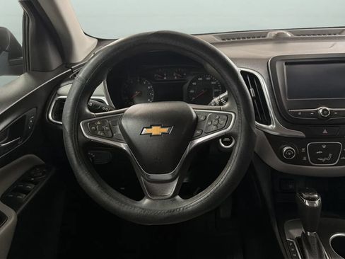 Used 2018 Chevrolet Equinox LS FWD image 10