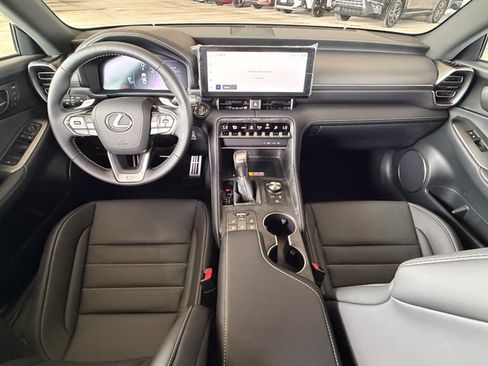 Certified 2026 Lexus IS 350 F Sport RWD image 15