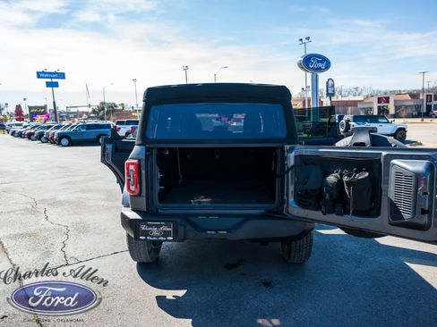 Used 2022 Ford Bronco Outer Banks AWD/4WD image 17