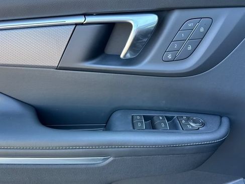New 2026 Buick Enclave Sport Touring w/ Power Package AWD/4WD image 11
