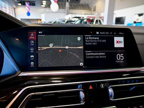 Used 2021 BMW X5 xDrive40i w/ M Sport Package image 36