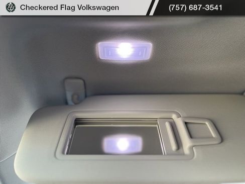 New 2025 Volkswagen Taos SE image 46