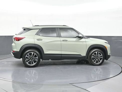 New 2026 Chevrolet TrailBlazer LT w/ Convenience Package FWD image 12