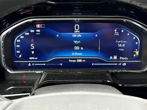 Used 2025 Chevrolet Silverado 1500 LT image 37