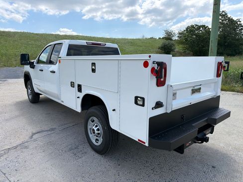 New 2026 GMC Sierra 2500 Pro w/ Convenience Package AWD/4WD image 4