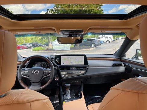 Used 2023 Lexus ES 300h Ultra Luxury w/ Accessory Package (Z1) FWD image 41