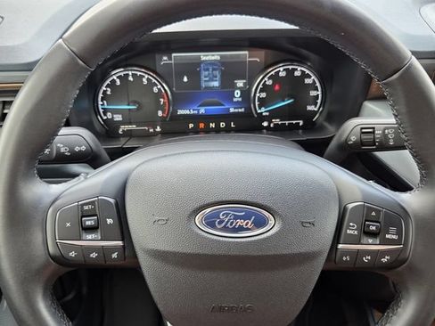Used 2023 Ford Maverick Lariat w/ Equipment Group 500A Standard AWD/4WD image 23